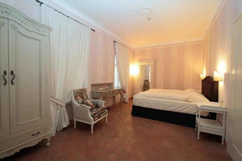 Villa Morneto Vignale Monferrato Exterior photo